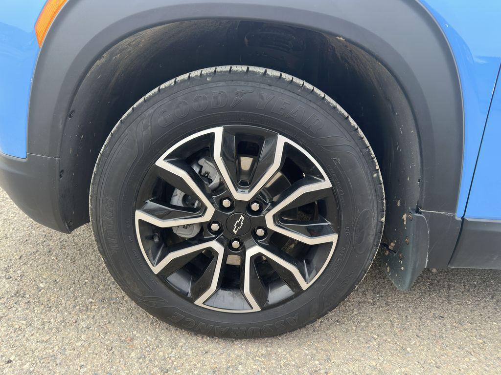 used 2024 Chevrolet TrailBlazer car, priced at $24,712