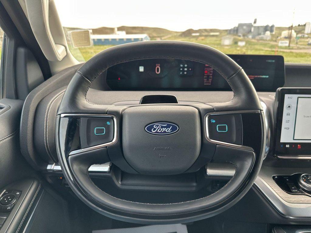 used 2025 Ford Expedition Max car, priced at $69,699