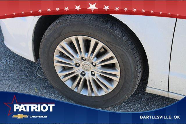 used 2015 Chrysler Town & Country car, priced at $5,998