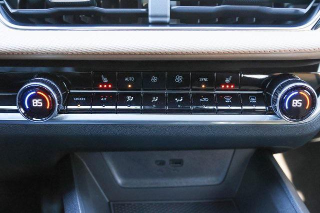 new 2026 Chevrolet Equinox car, priced at $36,895