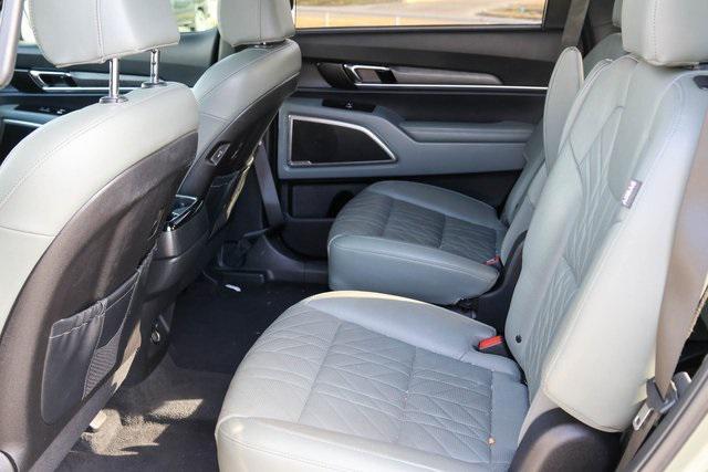 used 2024 Kia Telluride car, priced at $33,500