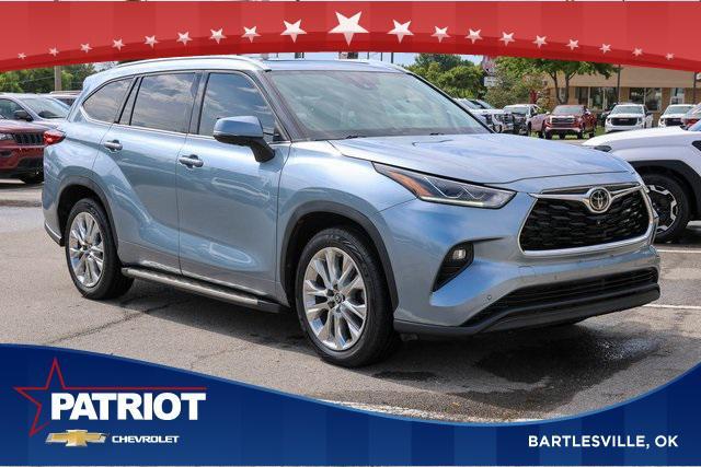 used 2021 Toyota Highlander car, priced at $26,750