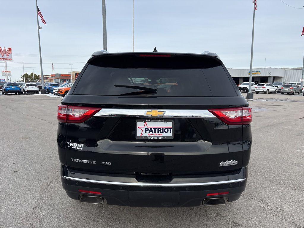 used 2021 Chevrolet Traverse car, priced at $25,619