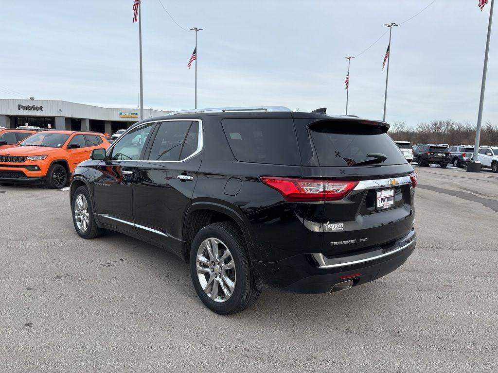 used 2021 Chevrolet Traverse car, priced at $25,619