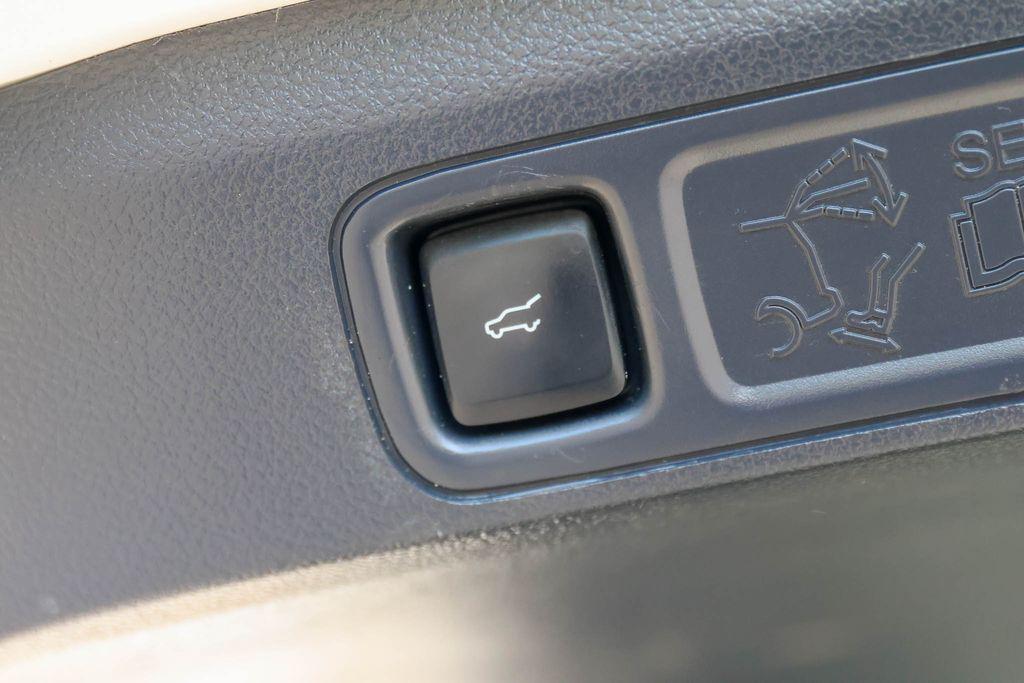 used 2023 Ford Expedition car, priced at $47,789