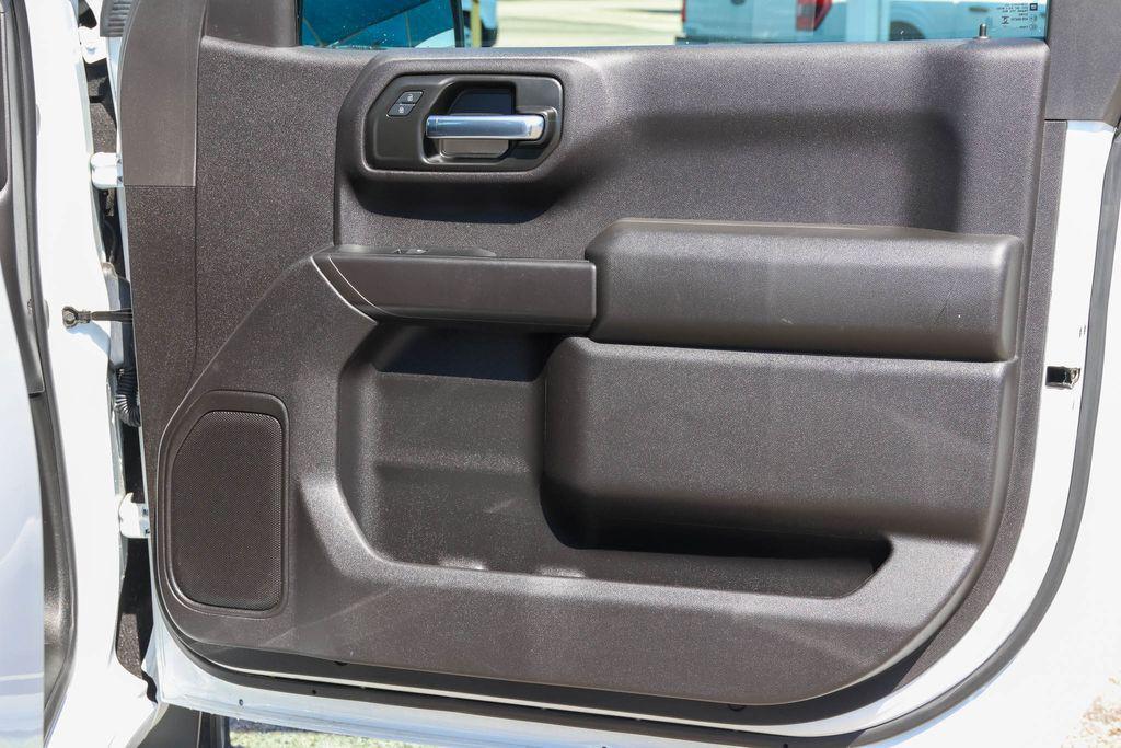 used 2024 Chevrolet Silverado 1500 car, priced at $29,119