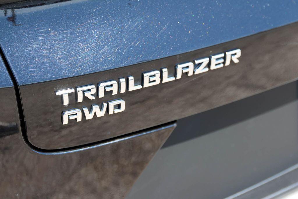 used 2025 Chevrolet TrailBlazer car, priced at $23,517