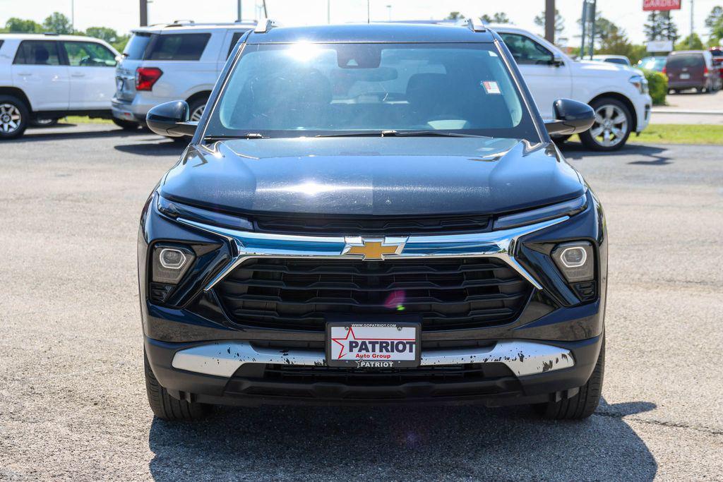 used 2025 Chevrolet TrailBlazer car, priced at $23,517