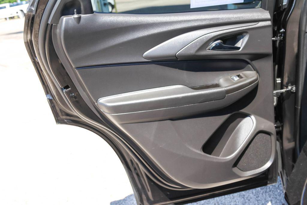 used 2025 Chevrolet TrailBlazer car, priced at $23,517