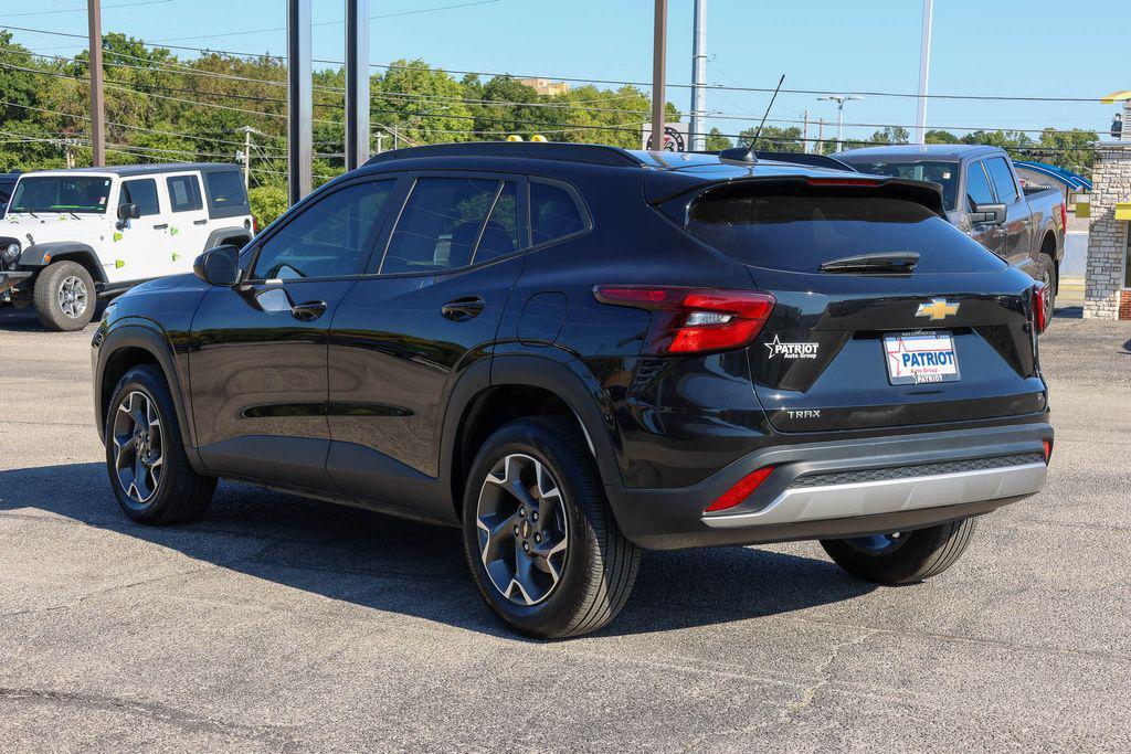used 2025 Chevrolet Trax car, priced at $21,869