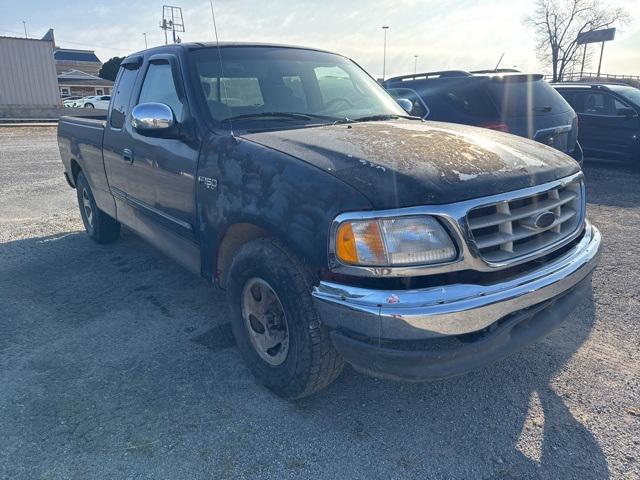 used 2001 Ford F-150 car, priced at $4,500