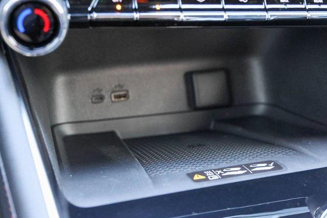 new 2026 Chevrolet Traverse car, priced at $50,335