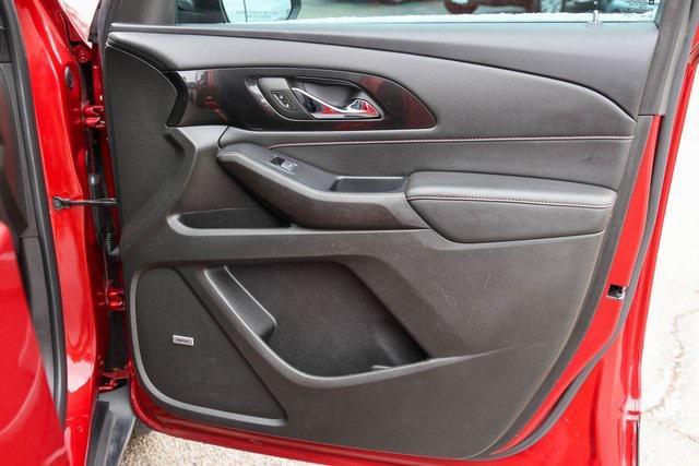 used 2022 Chevrolet Traverse car, priced at $24,250