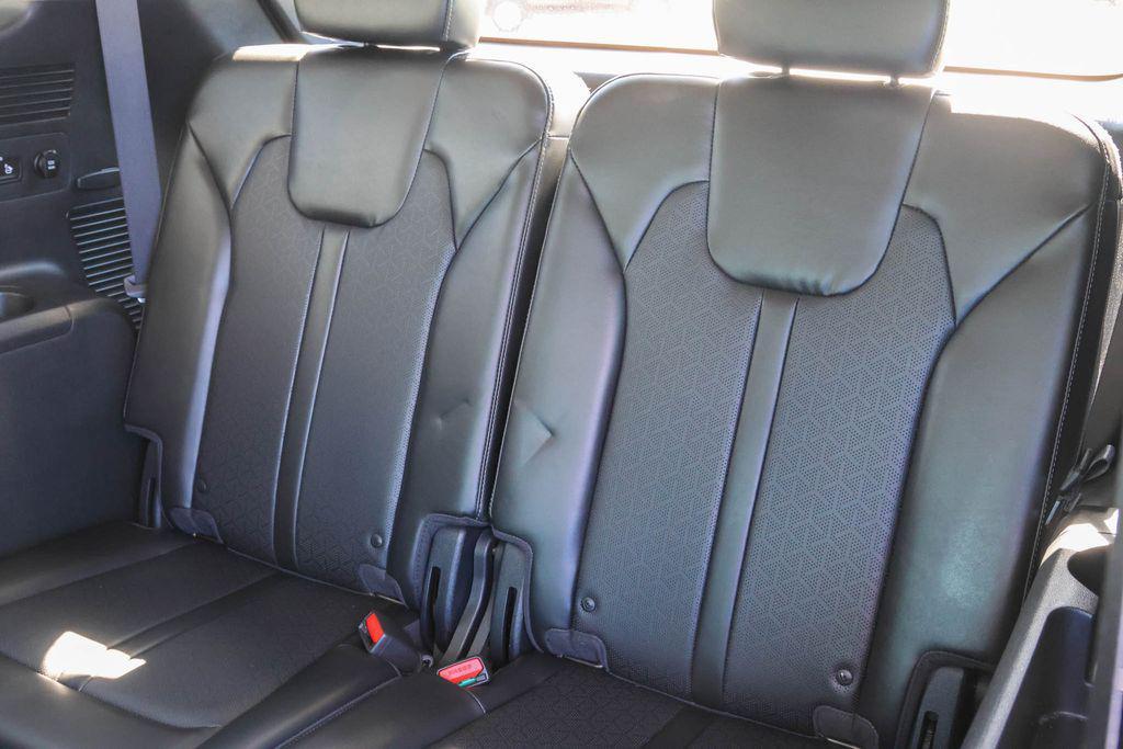 used 2022 Kia Sorento car, priced at $27,119
