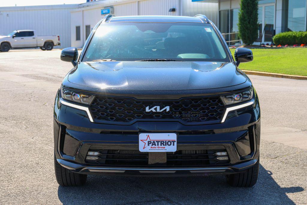used 2022 Kia Sorento car, priced at $27,119
