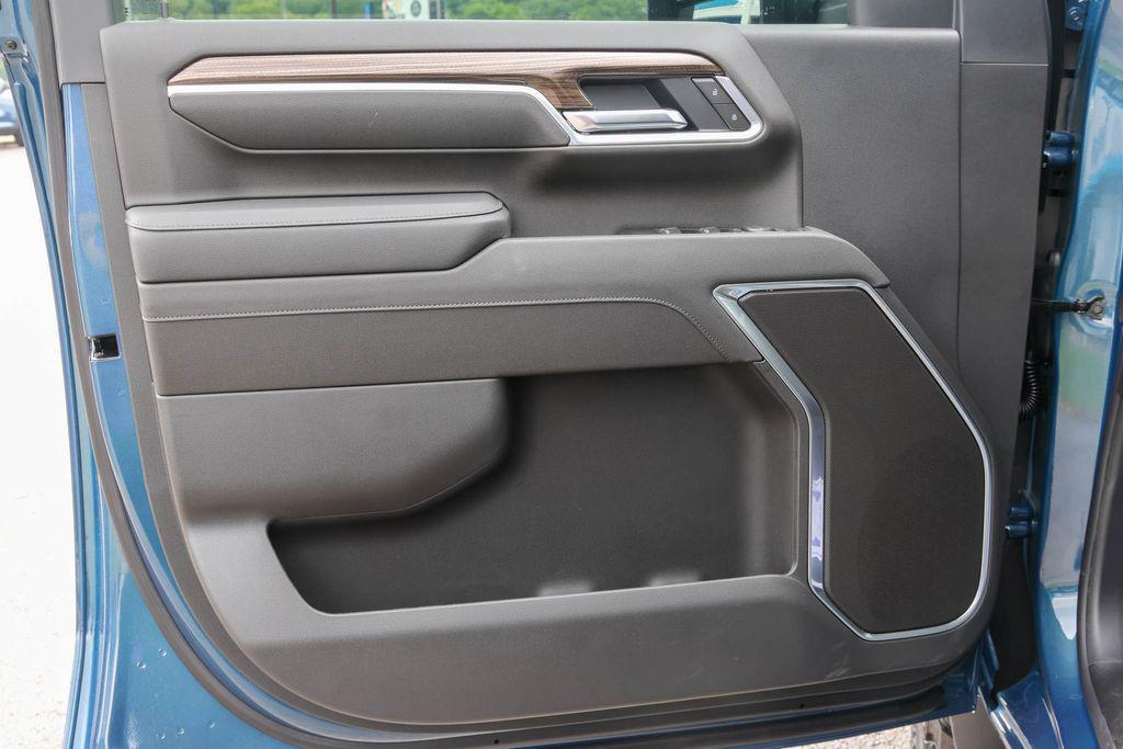 new 2026 Chevrolet Silverado 2500 car, priced at $61,021