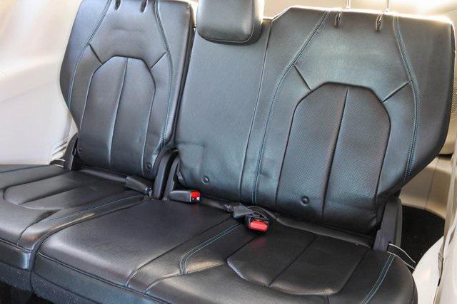 used 2021 Chrysler Pacifica Hybrid car, priced at $20,250