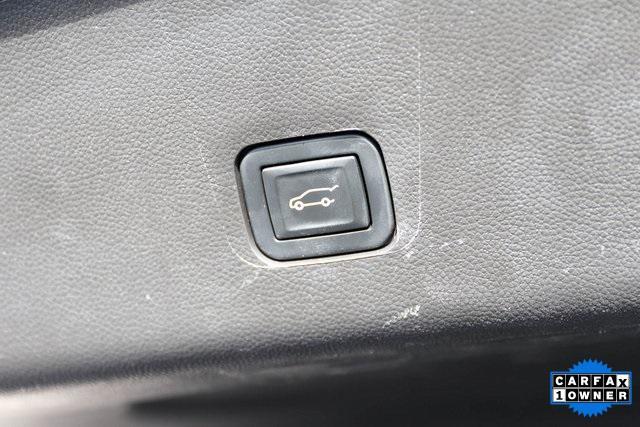 used 2022 Chevrolet Traverse car, priced at $22,798