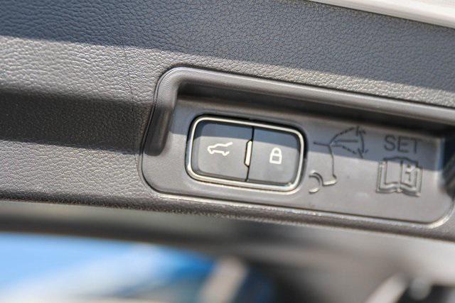 used 2022 Ford Explorer car, priced at $22,000