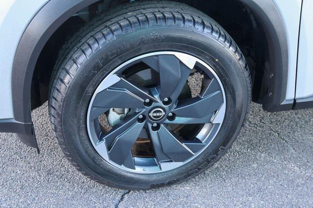 used 2025 Nissan Rogue car, priced at $21,998