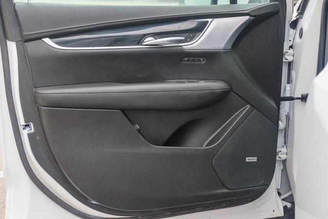 used 2024 Cadillac XT5 car, priced at $27,550