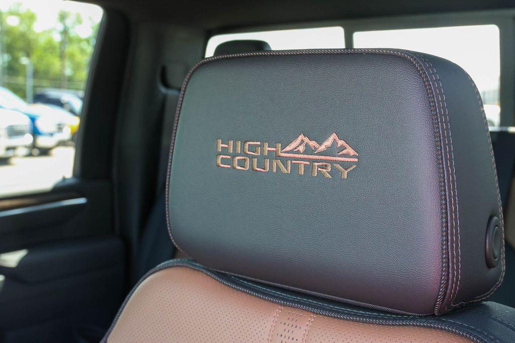 new 2026 Chevrolet Silverado 3500 car, priced at $94,259