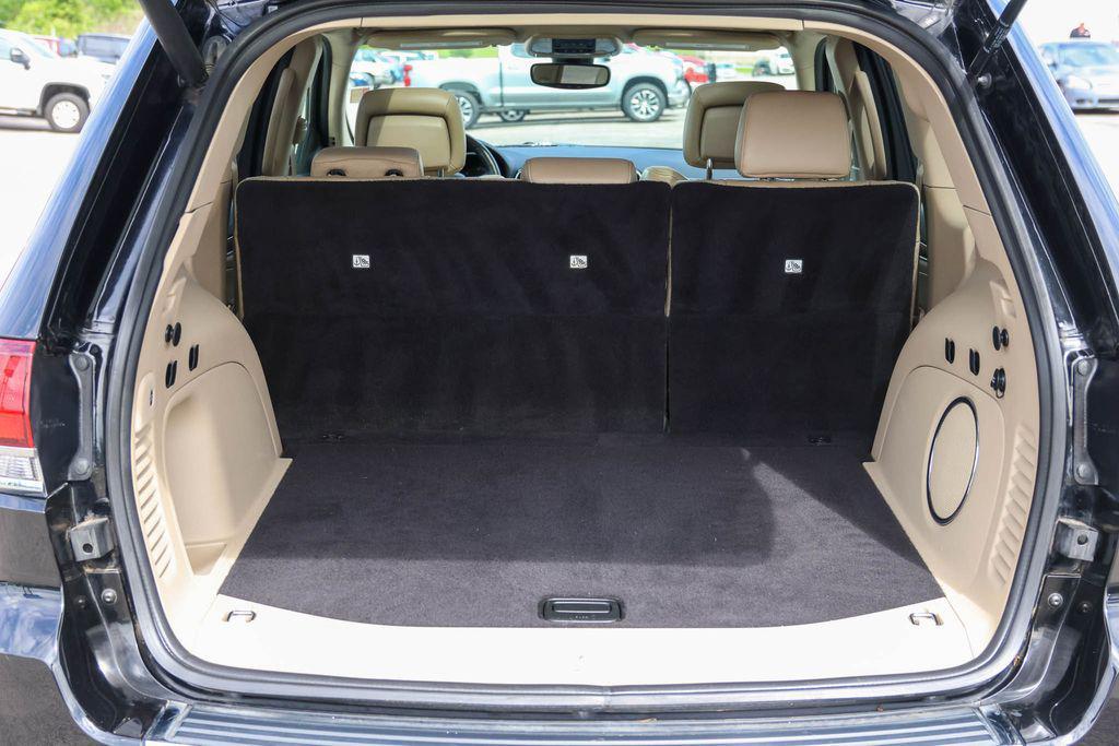 used 2022 Jeep Grand Cherokee car, priced at $24,619