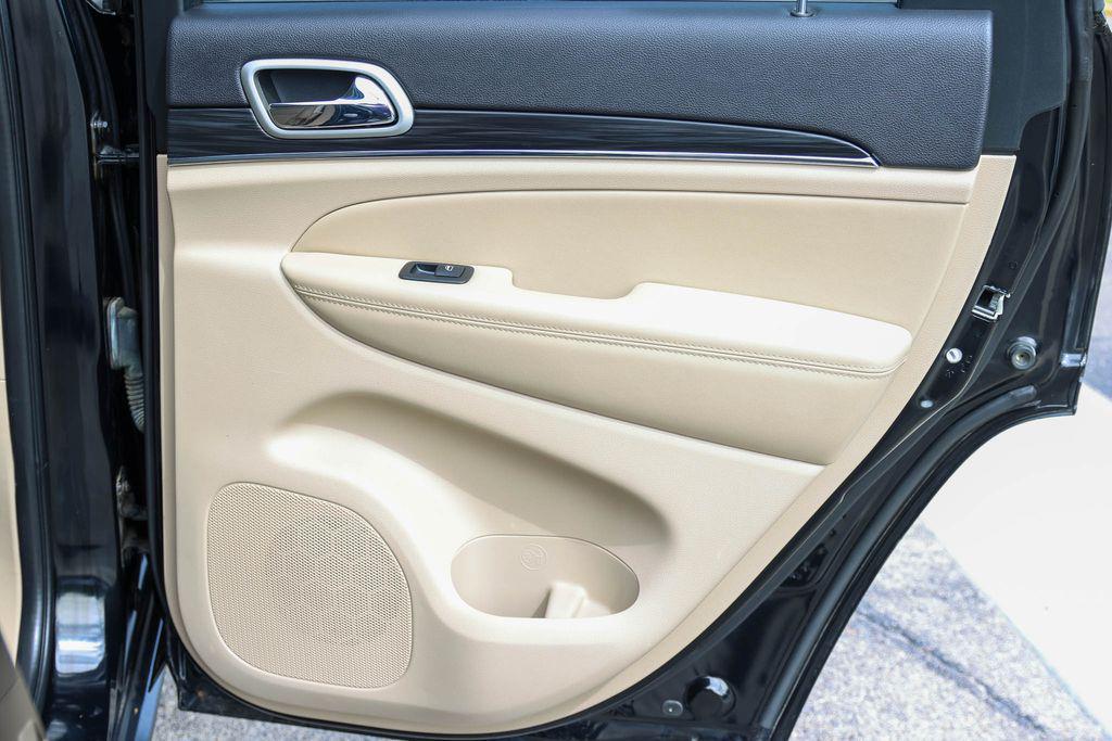 used 2022 Jeep Grand Cherokee car, priced at $24,619