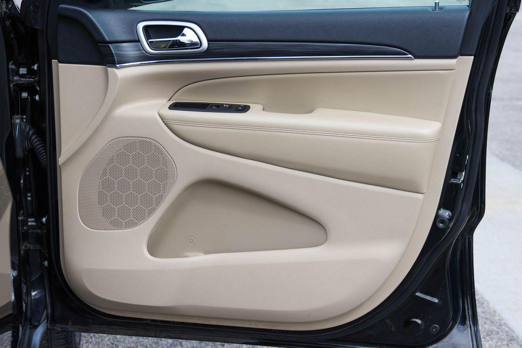 used 2022 Jeep Grand Cherokee car, priced at $24,619