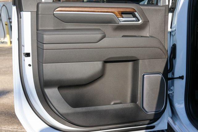 new 2026 Chevrolet Silverado 2500 car, priced at $81,600