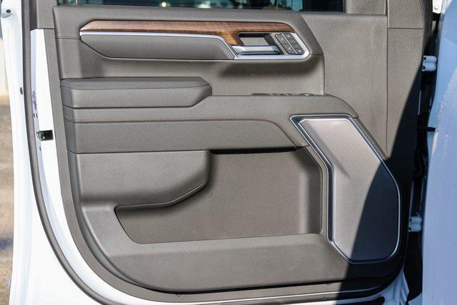 new 2026 Chevrolet Silverado 2500 car, priced at $81,600