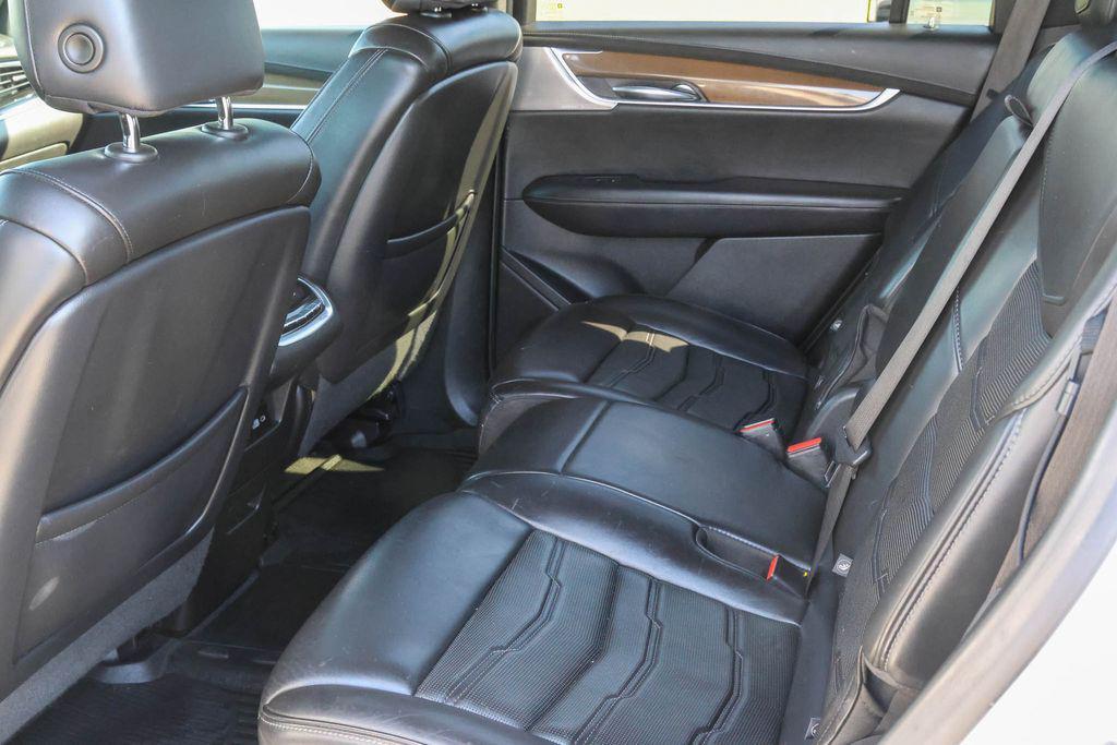 used 2020 Cadillac XT6 car, priced at $23,119
