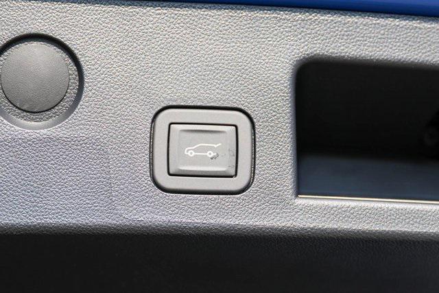 new 2026 Chevrolet Equinox car, priced at $36,895