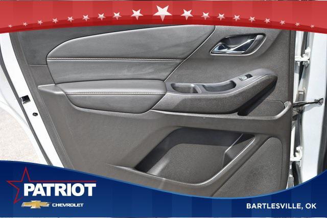 used 2021 Chevrolet Traverse car, priced at $17,446