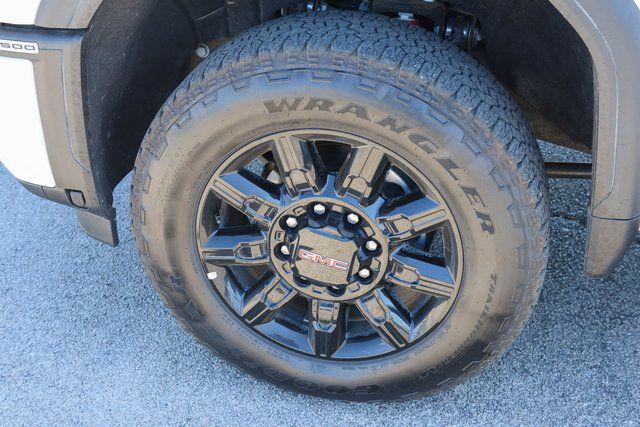 used 2025 GMC Sierra 2500 car, priced at $73,698