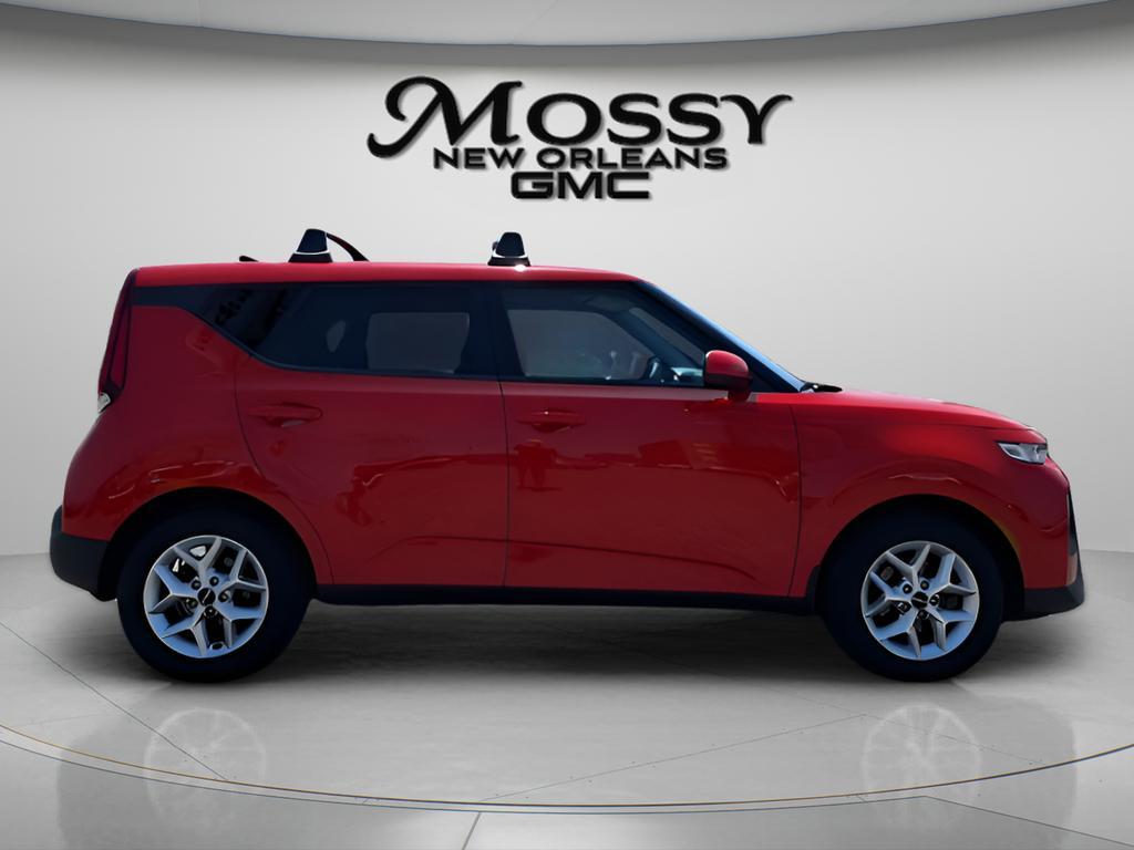 used 2022 Kia Soul car, priced at $17,626