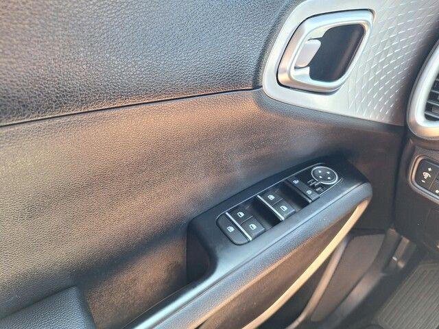 used 2022 Kia Soul car, priced at $17,626