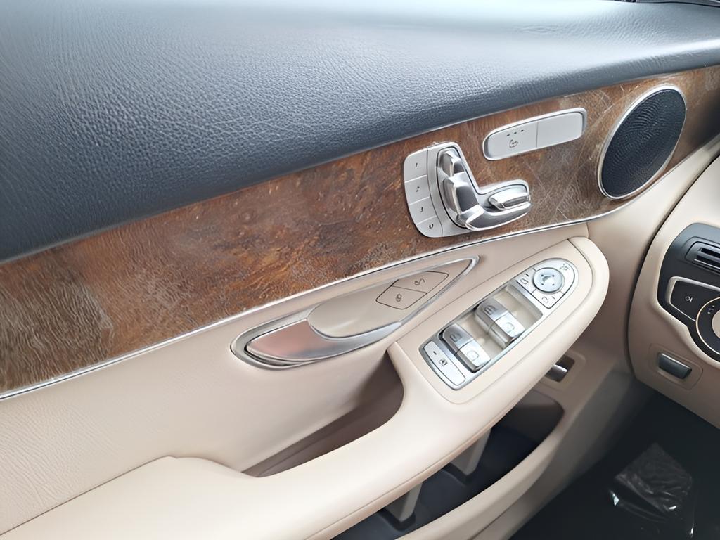 used 2019 Mercedes-Benz GLC 300 car, priced at $14,445