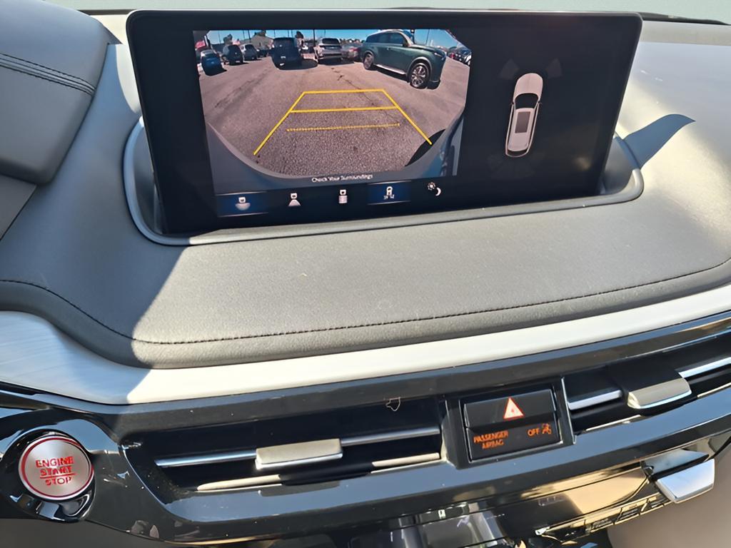 used 2022 Acura MDX car, priced at $34,235