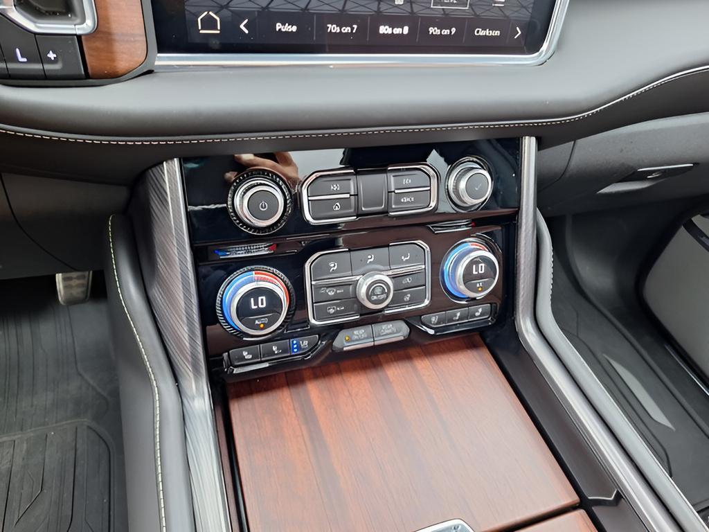 used 2023 GMC Yukon car, priced at $73,430