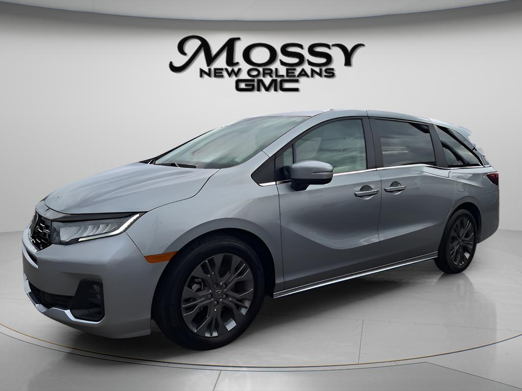 used 2025 Honda Odyssey car, priced at $43,401