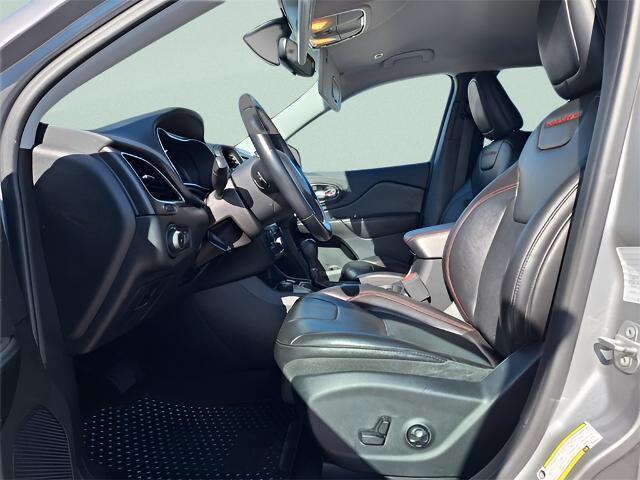 used 2019 Jeep Cherokee car, priced at $18,922