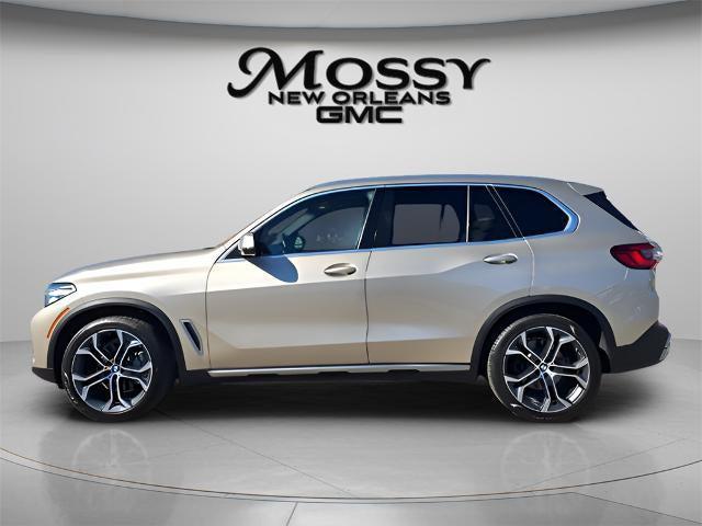 used 2019 BMW X5 car, priced at $27,024