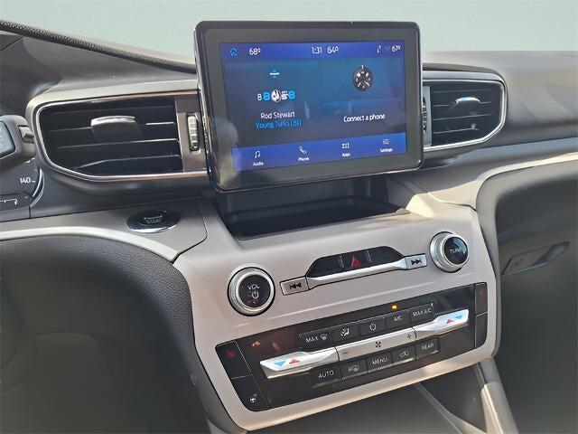 used 2023 Ford Explorer car, priced at $25,842