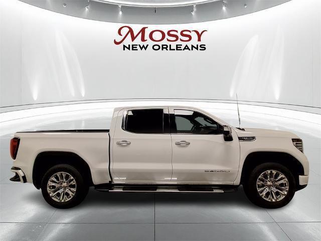 used 2022 GMC Sierra 1500 car, priced at $40,327