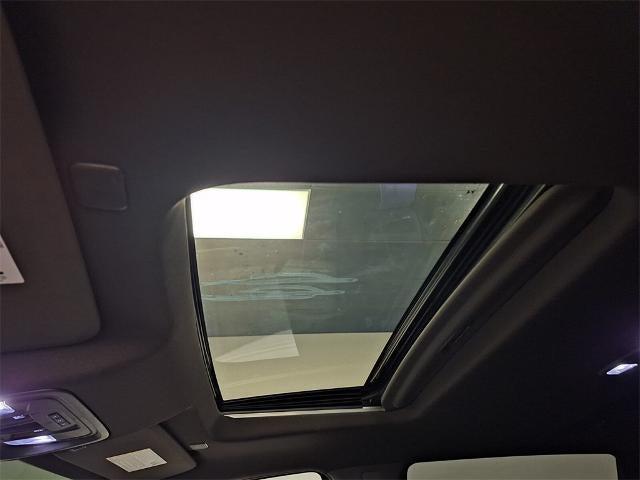 used 2022 GMC Sierra 1500 car, priced at $40,327