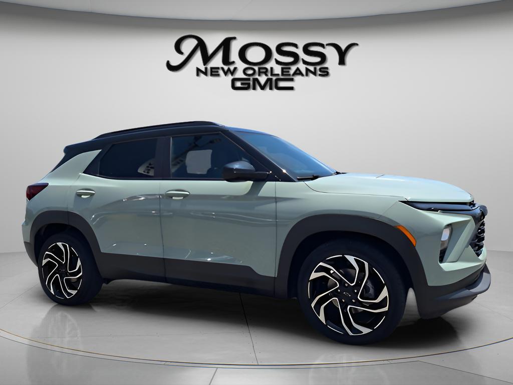 used 2024 Chevrolet TrailBlazer car, priced at $23,556