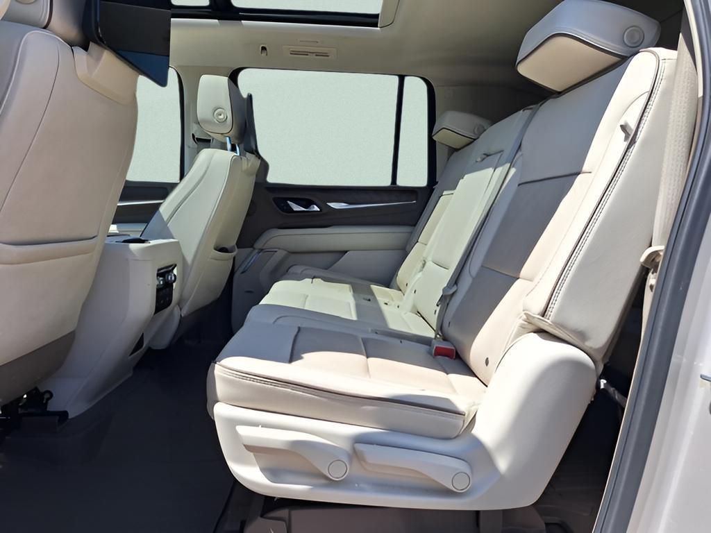 used 2021 GMC Yukon XL car, priced at $39,700