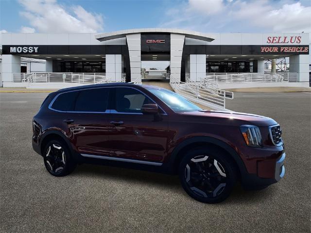 used 2023 Kia Telluride car, priced at $25,272