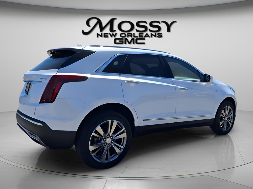 used 2024 Cadillac XT5 car, priced at $32,520